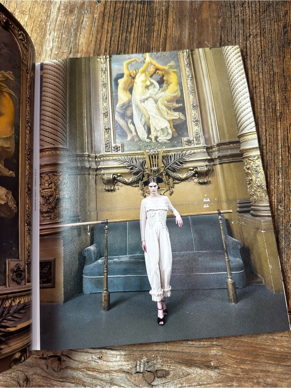 CHANEL Black Fashion Editorial magazine - Picture 5 of 10
